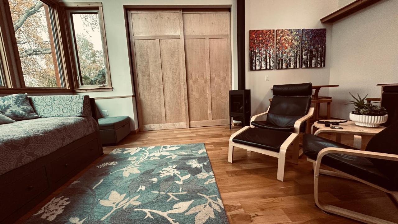 Eagle Peak Guesthouse Eagle River Ngoại thất bức ảnh